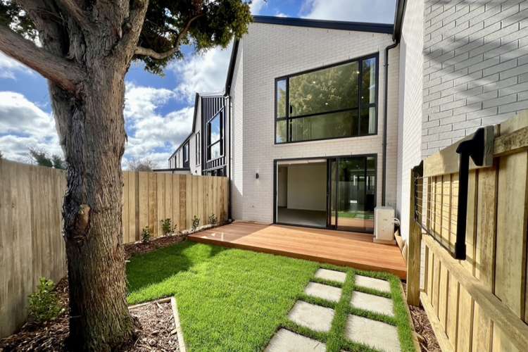 3/133 Blighs Road Strowan_0