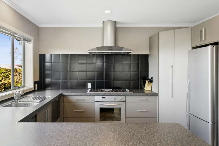 2 The Circle Nukuhau_8