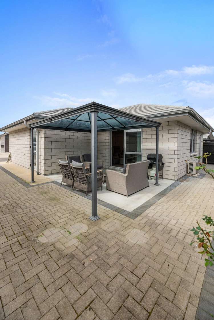 16 Crest Way (Dunes Lifestyle Village) Papamoa_8