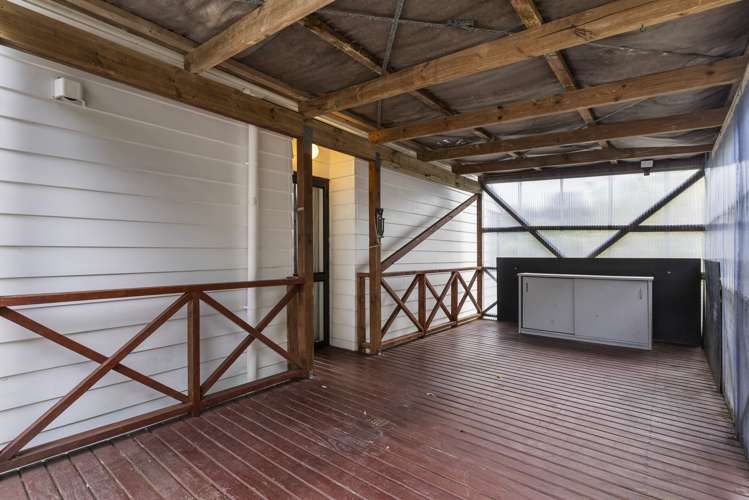 2/18 Noeleen Street Glenfield_14