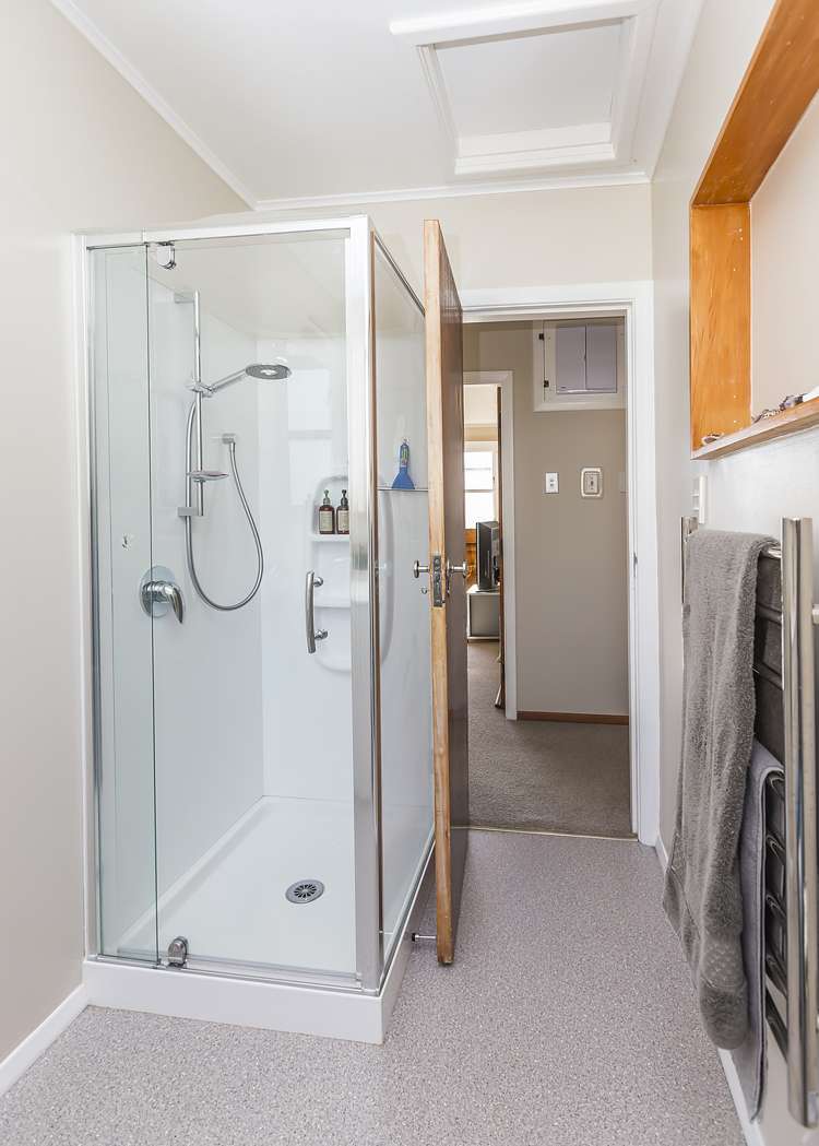 12 Sidlaw Street Strathmore Park_13