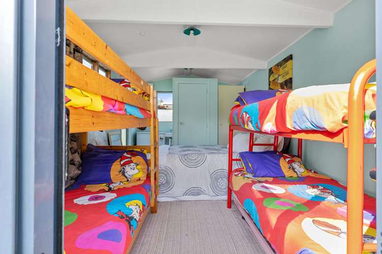 33 Pinedale Crescent Riversdale Beach_8