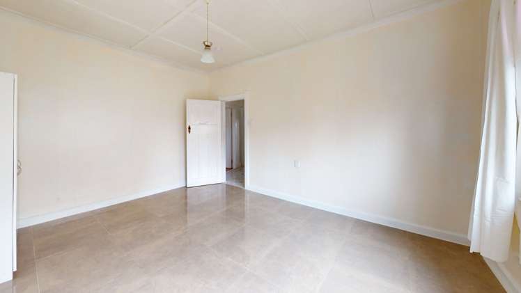 55 Somme Parade Wanganui Central_9