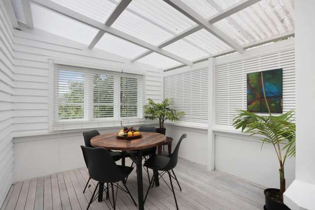 1125 Huia Road Huia_4