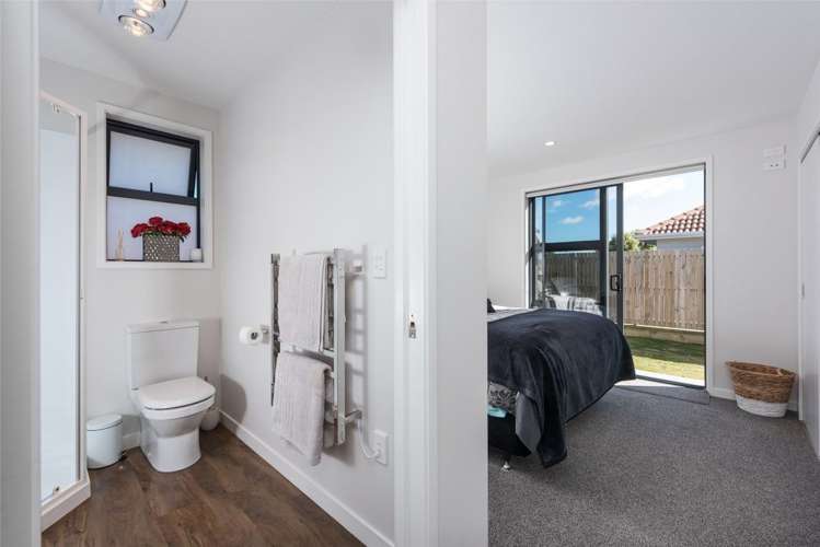 1320 Papamoa Beach Road Papamoa_10