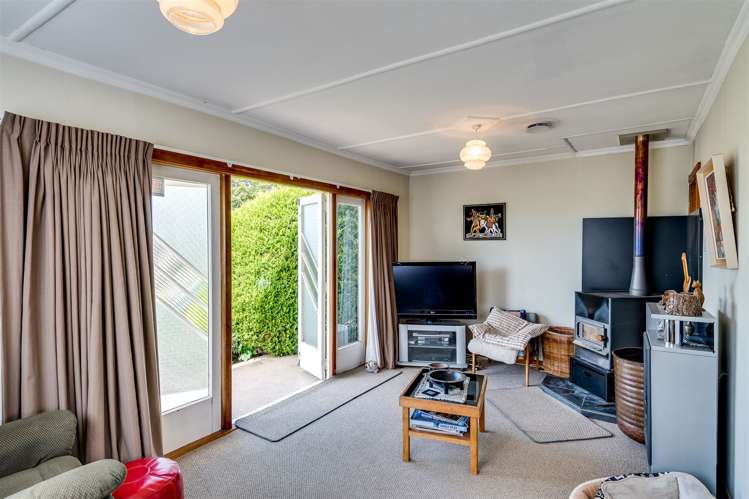 934 Oliphant Road Raureka_9