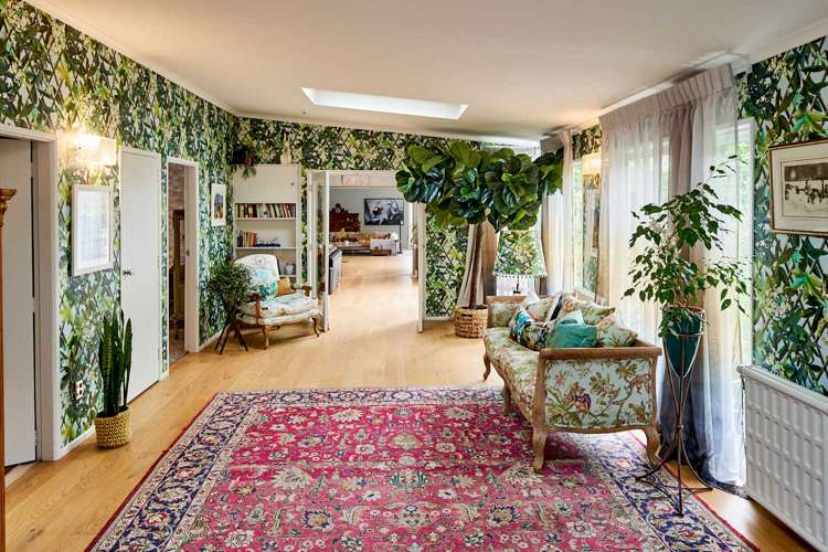 15 Waitohu Road York Bay_3