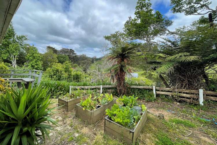 1750 Harbour Road Kawhia_22