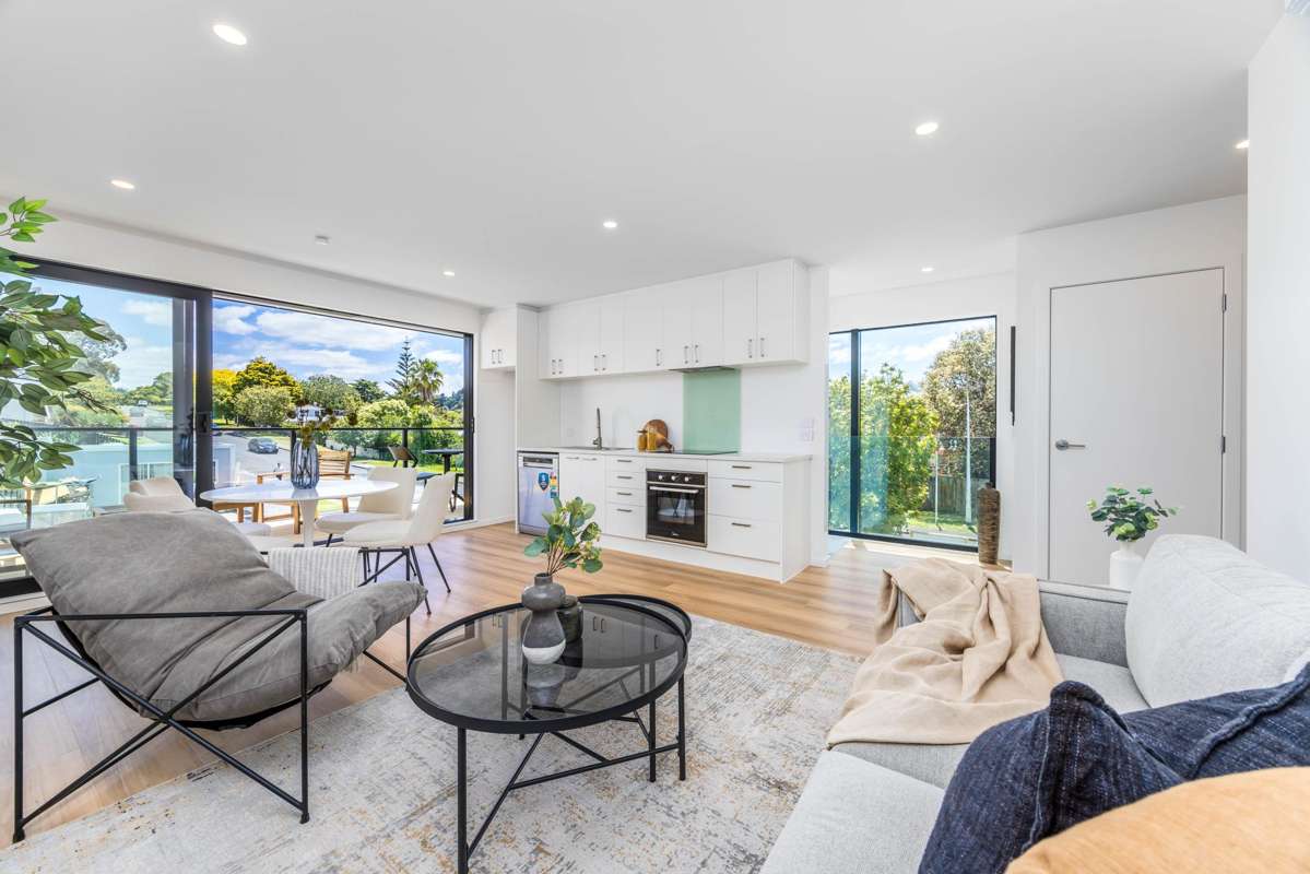 3/52 Lauderdale Road_0