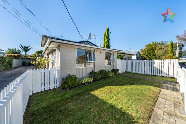 61a Bristol Square Central Hutt_3