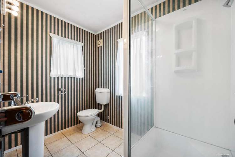 33 Kurnell Drive Botany Downs_17