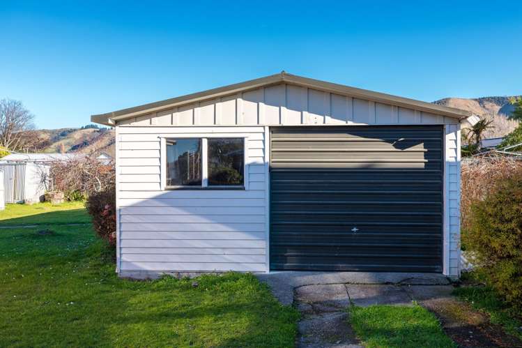 3 Betten Street Waimate_11