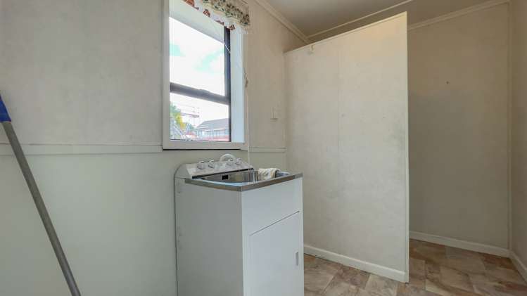 404 Court Street Thames_15