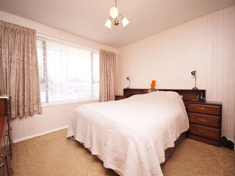 61 Denise Crescent Hornby_5