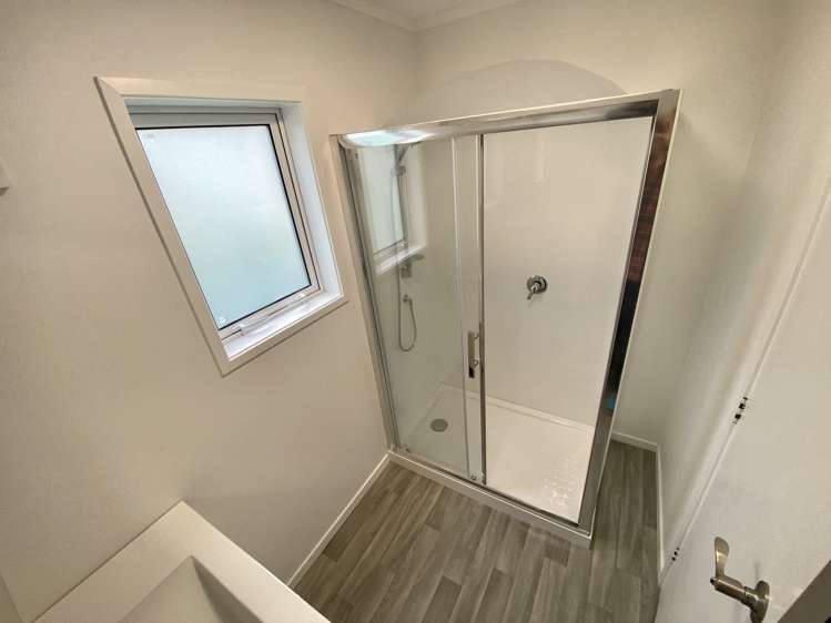 4/21 Clonbern Road Remuera_5