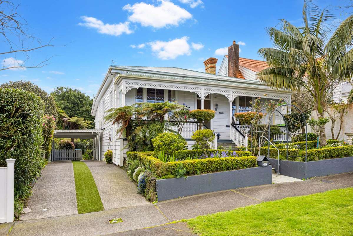 15 Inverary Avenue_0