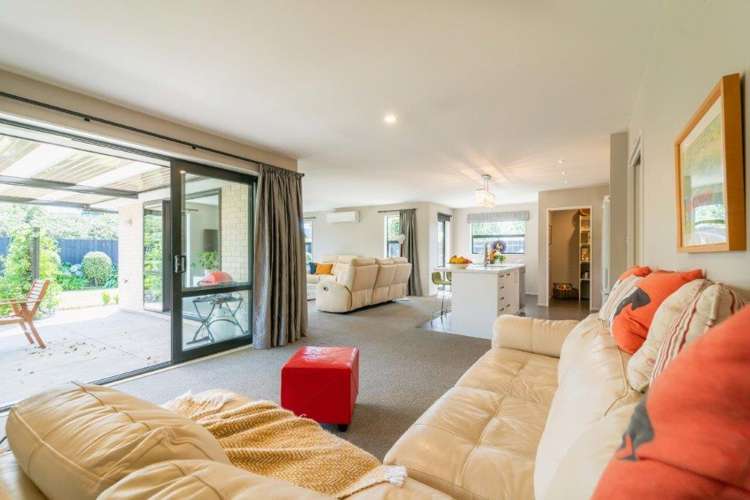 59 Somerville Crescent Aidanfield_12