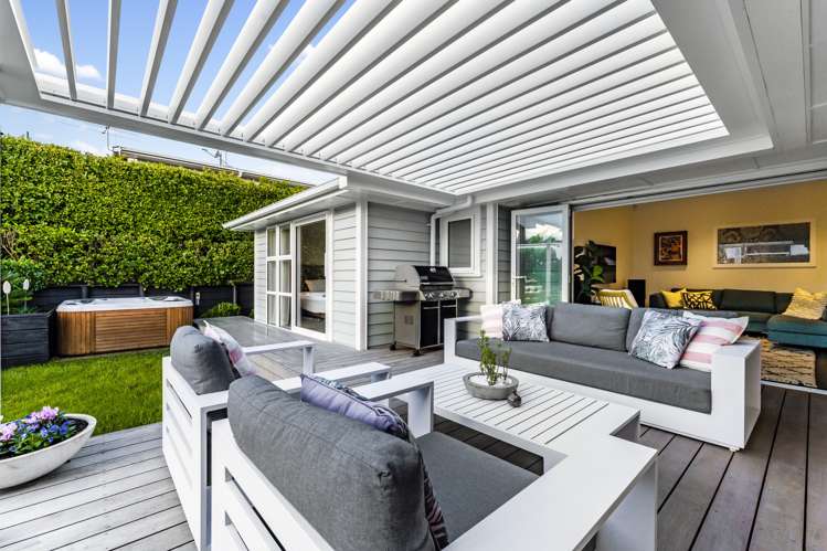 2/11 Hart Road Hauraki_15