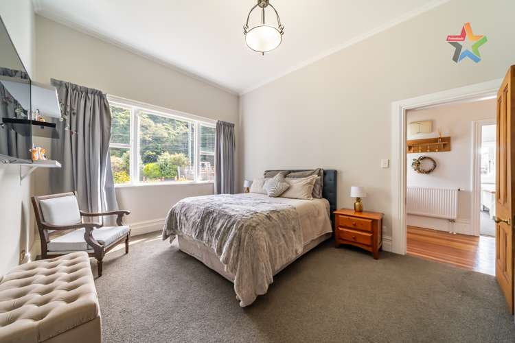 32 Riddlers Crescent Petone_7