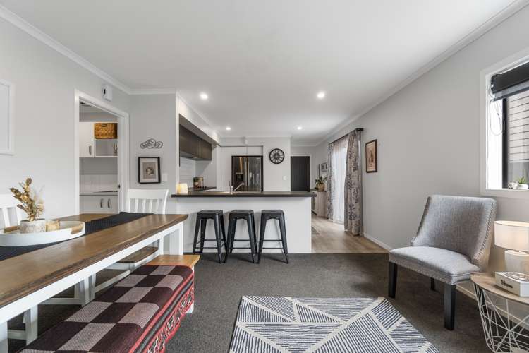 24 Old Farm Road Hamilton East_10