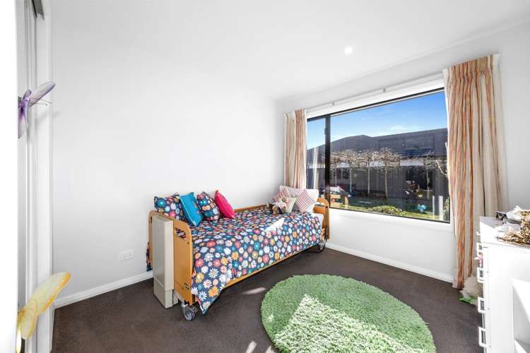 49 Vernon Drive Lincoln_11