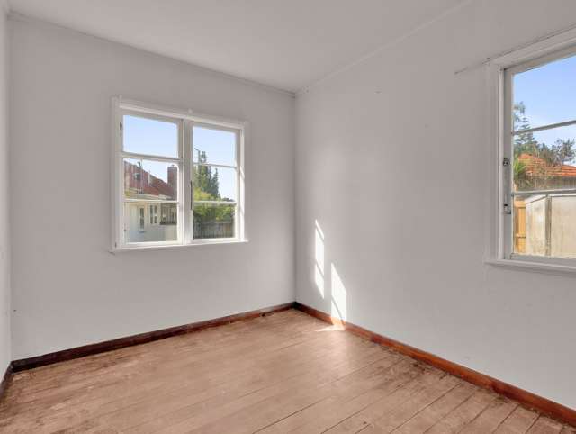 41 Plunket Terrace Hamilton East_4