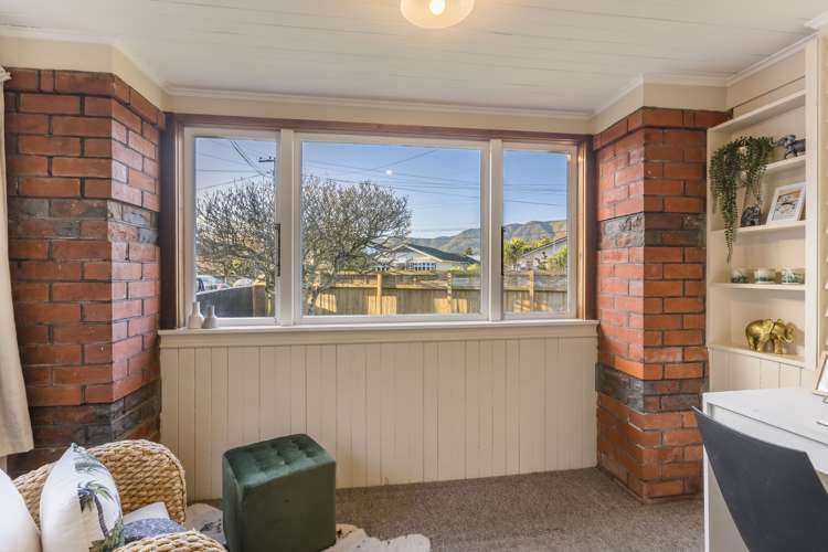 43 Hautana Street Woburn_12