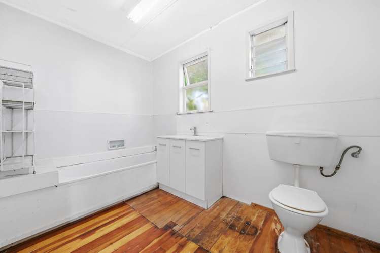 23 Chadwick Crescent Mangere East_8