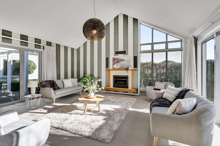 1 Gleneagles Way Waiwhakaiho_17