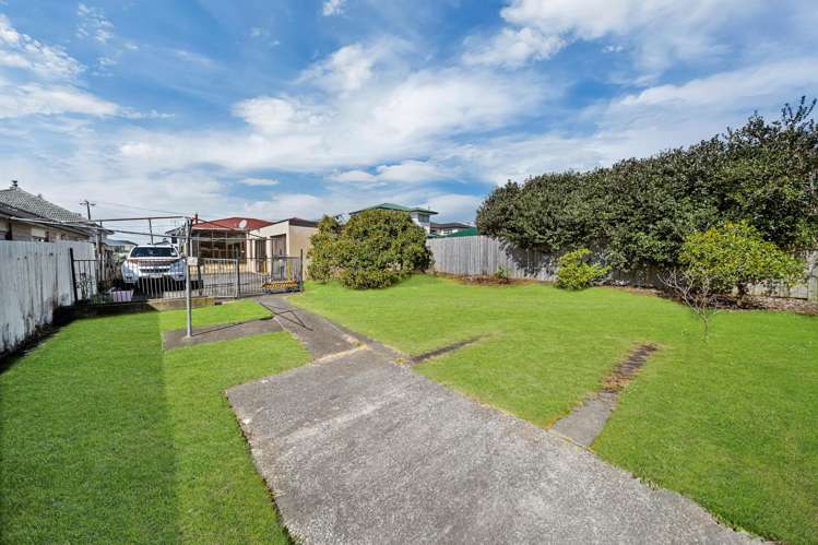 8 Picton Street Papatoetoe_35