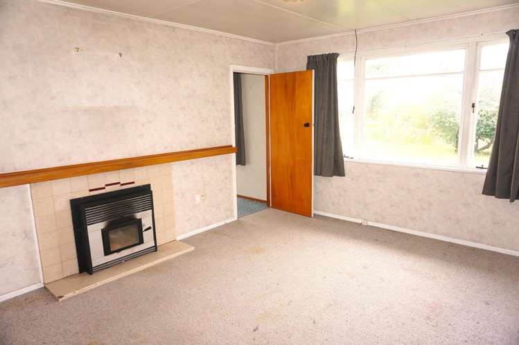 1 River Road Matawhero_10