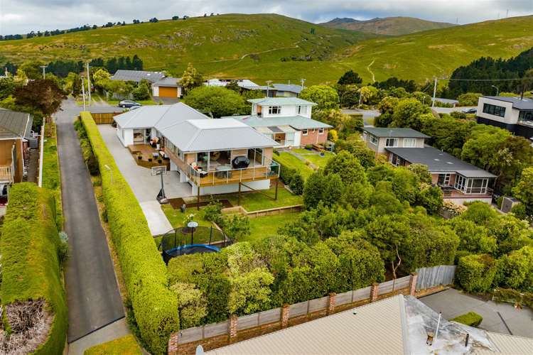 126 Huntsbury Avenue Huntsbury_24