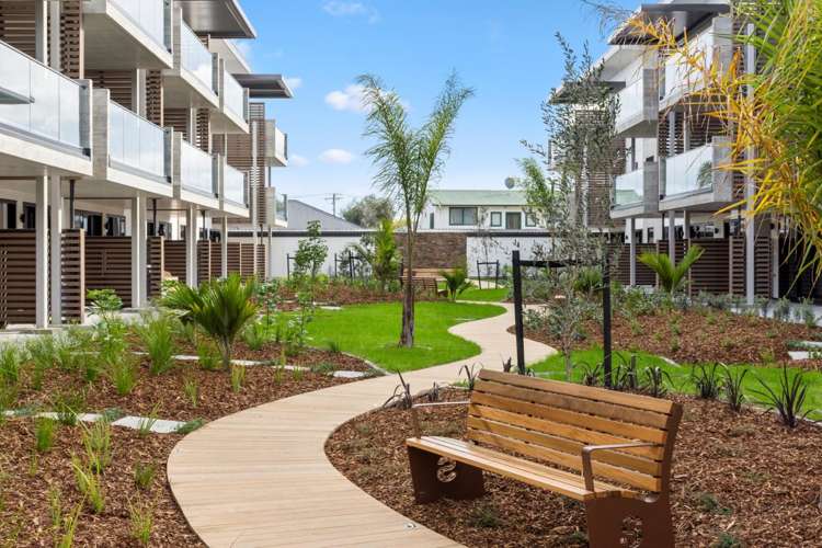 105/1C Salt Avenue 11229_18