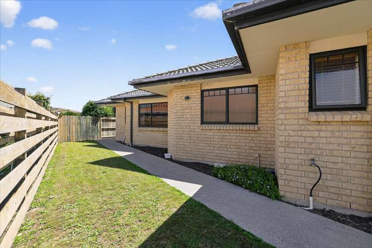 4 Halesia Place Mt Maunganui_28