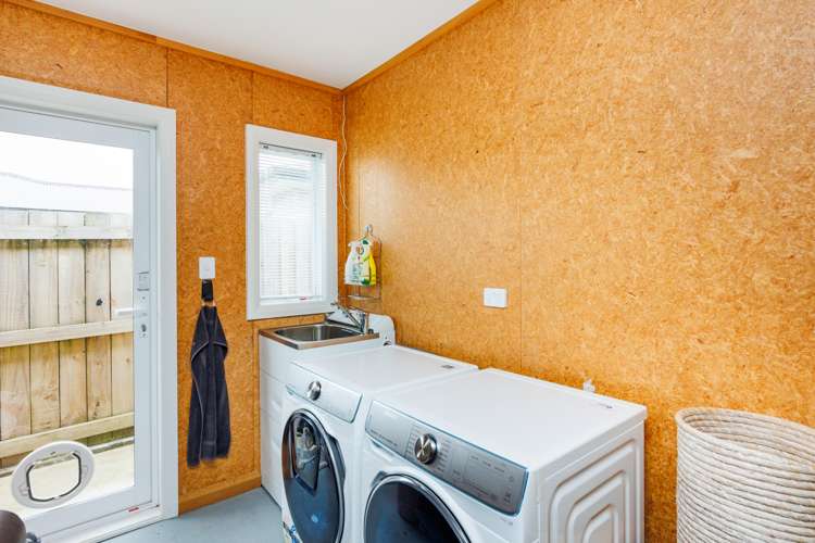 41 Coutts Way Fitzherbert_23