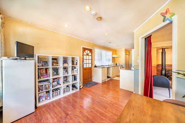 21 Thomson Grove Stokes Valley_6