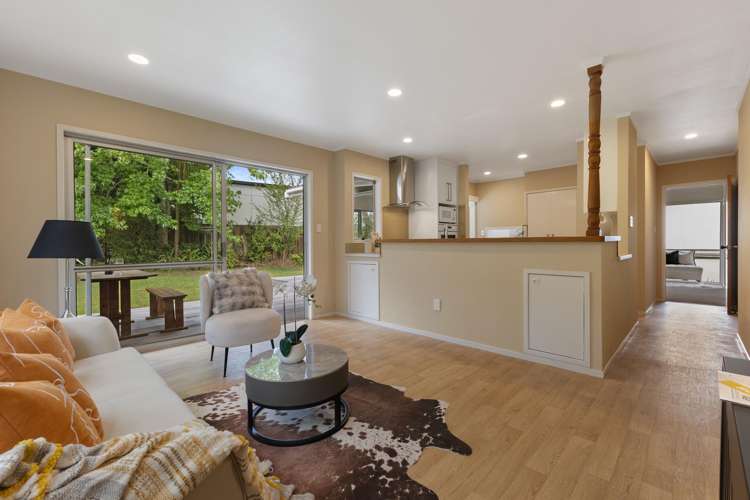 82a Beach Road Mellons Bay_9