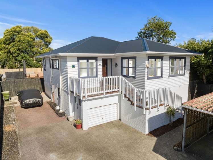 1/219 Glenfield Road Hillcrest_24