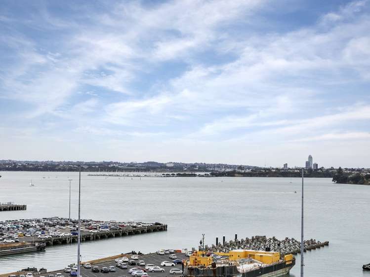 1114/2 Beach Road Auckland Central_20