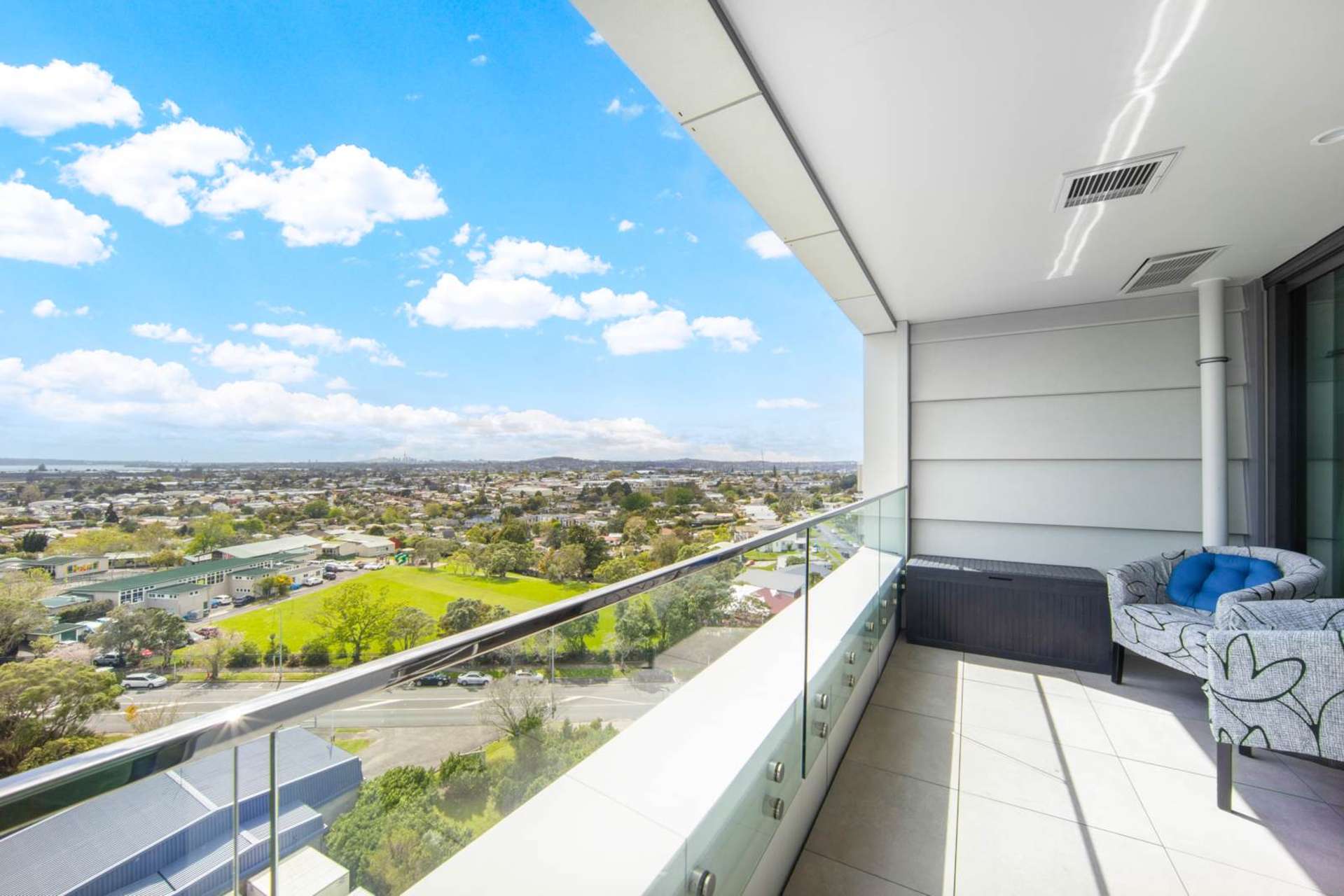 901/8 Waikumete Road Glen Eden_0