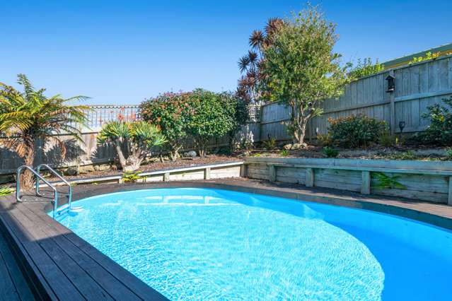 5 Bedroom home + 2 bedroom income