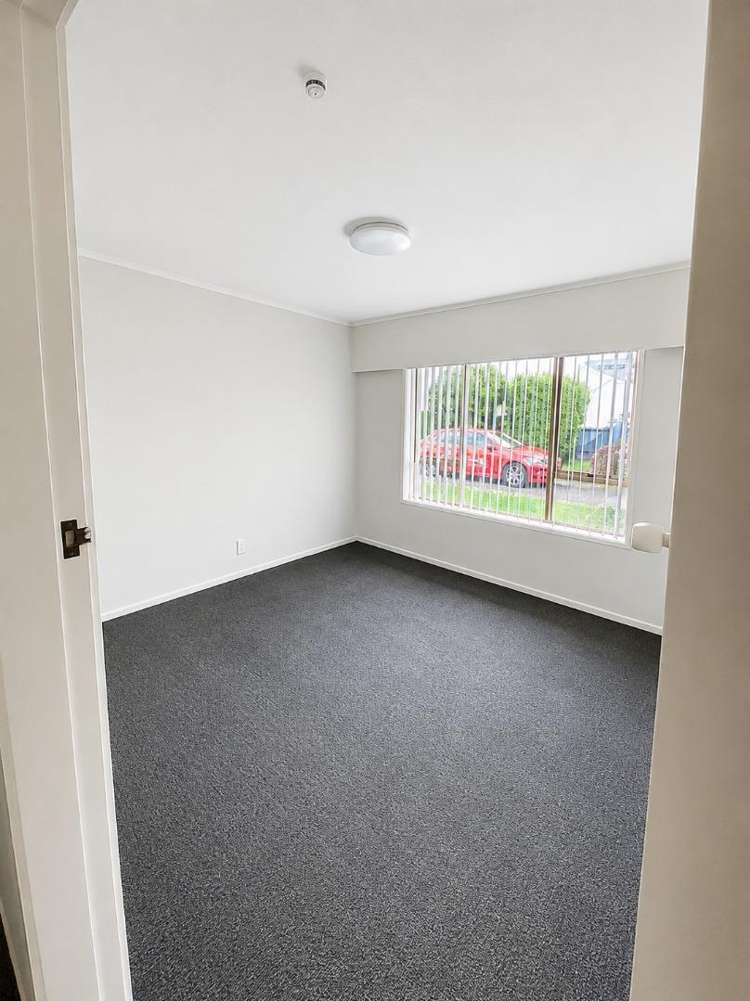 59 Chedworth Avenue 1054_7