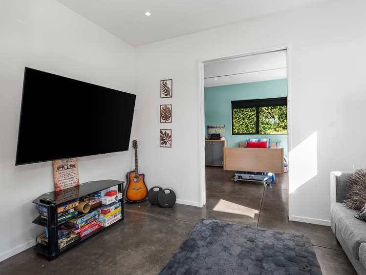 26 Horotane Valley Road Heathcote Valley_10