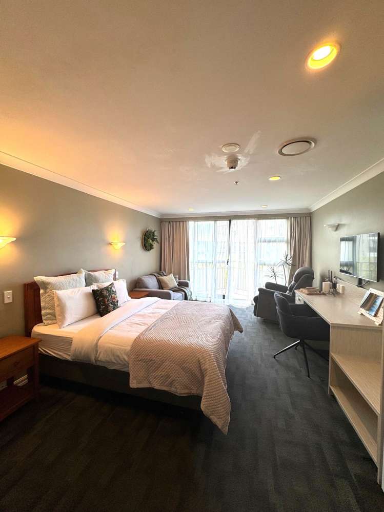 6I/100 Greys Avenue_4