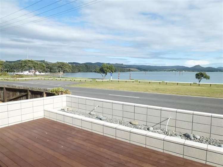 609 Beach Road Whangamata_5