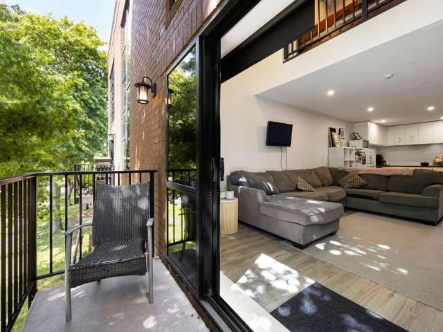 Location, Modern Comforts and Leafy Outlook