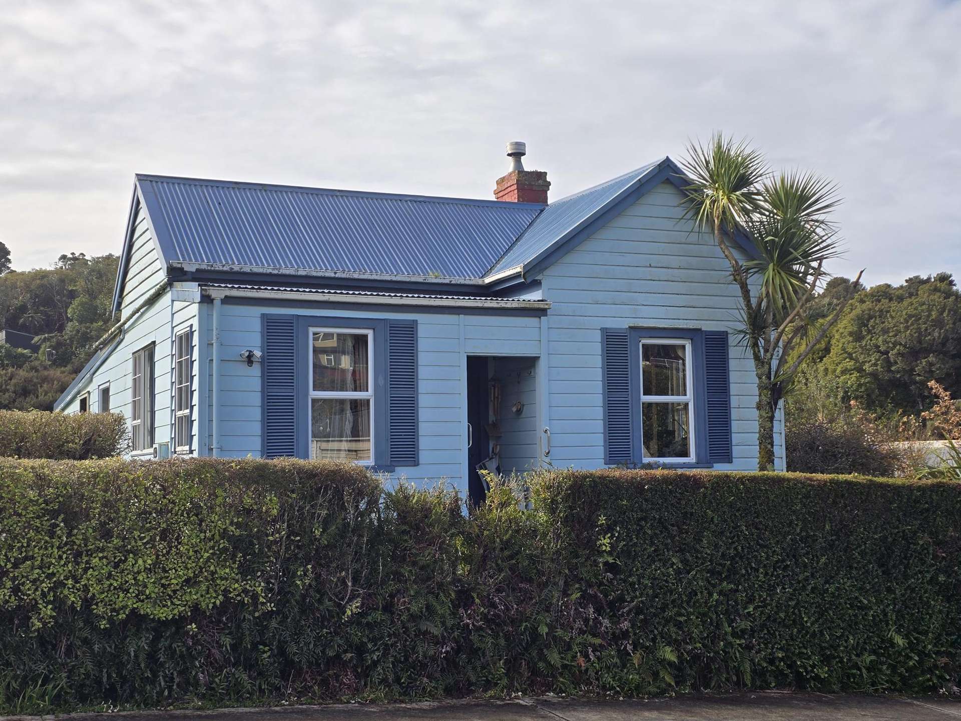 22 and 24 Main Road Stewart Island_0