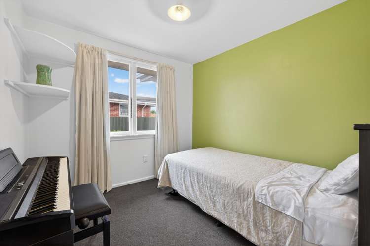 7 Soberton Street Aranui_11