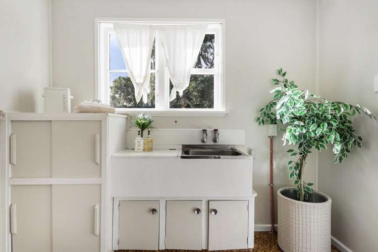 6 Moa Street Belmont_9