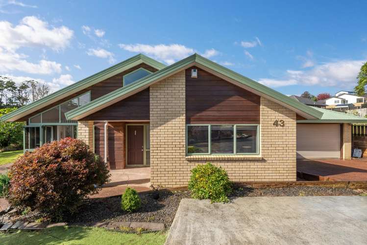 43 Unsworth Drive Unsworth Heights_25